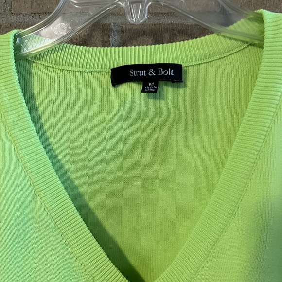 Strut & Bolt - Picture 4 of 5